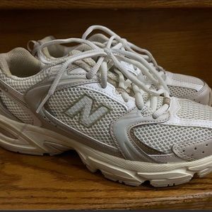 New Balance shoes (530)